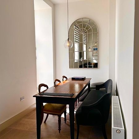Inverness Great Glen Town House, 5 Minute Drive From Town Centre Exterior photo